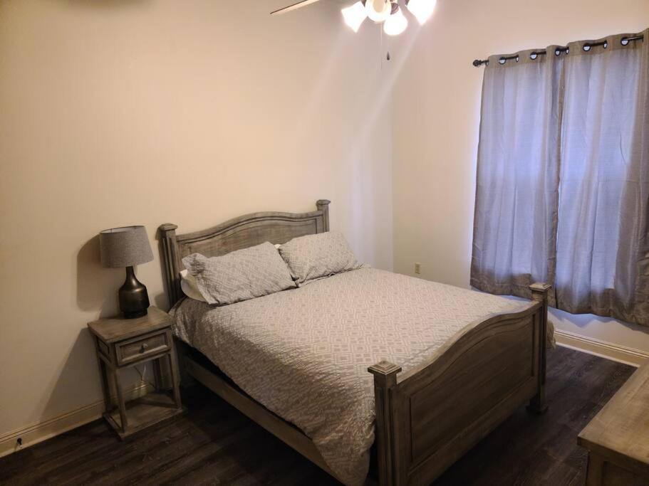 Chateau 2 Hammond Bagian luar foto